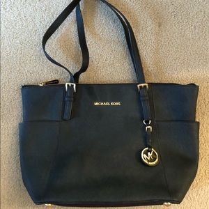 New Michael shoulder bag